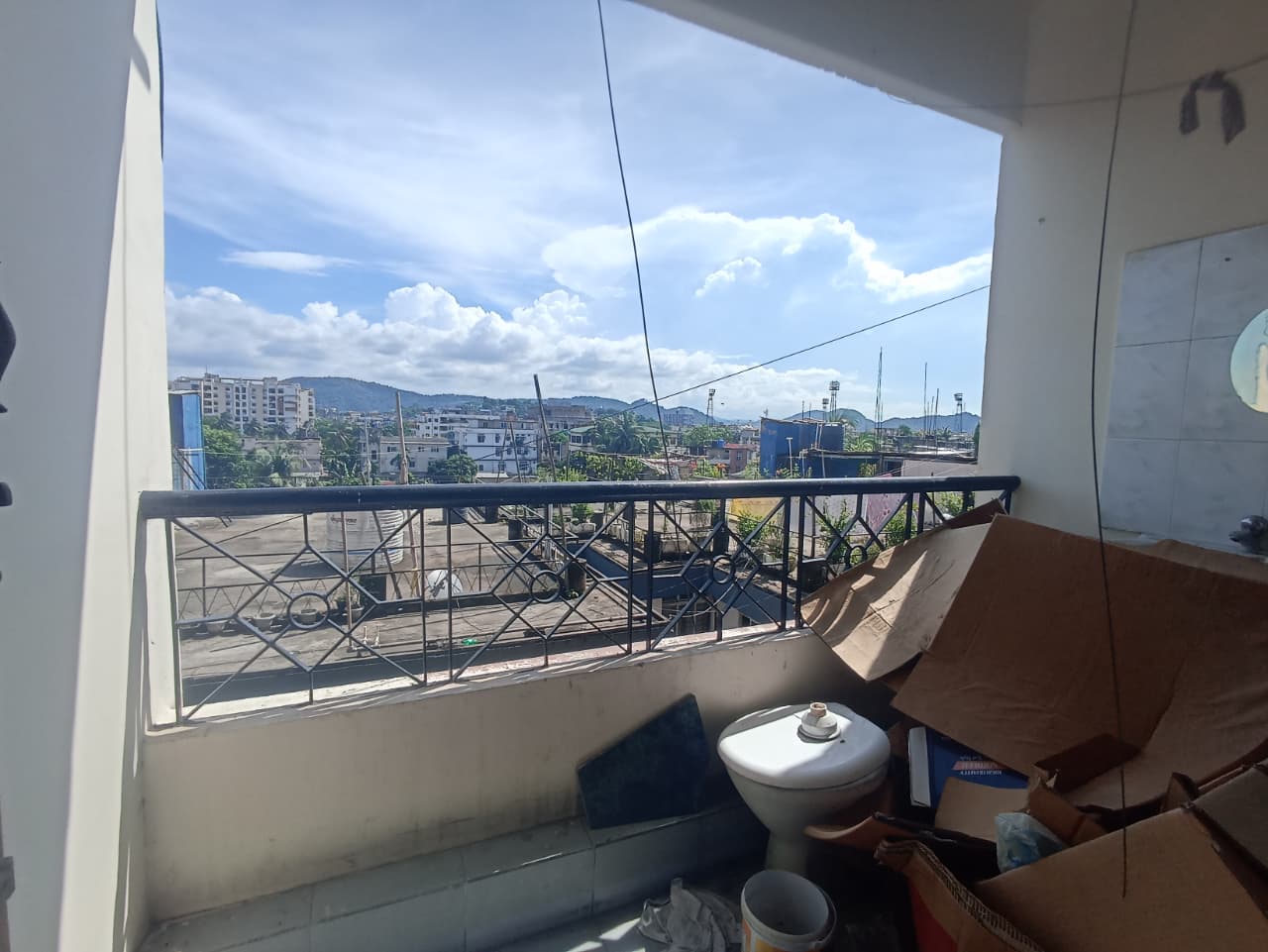 Unfurnished 3bhk in Silpukhuri Market, Silpukhuri, Silphukuri, Guwahati, Assam, India for Rent